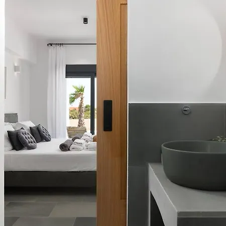 Seafish Villa, 2 Luxury At *