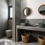 Seafish Villa, 2 Luxury At וילה
