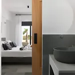 Seafish Villa, 2 Luxury At *
